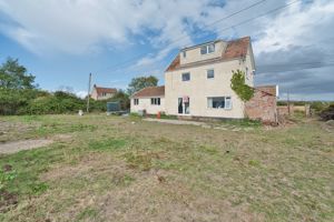 Photo 14- click for photo gallery